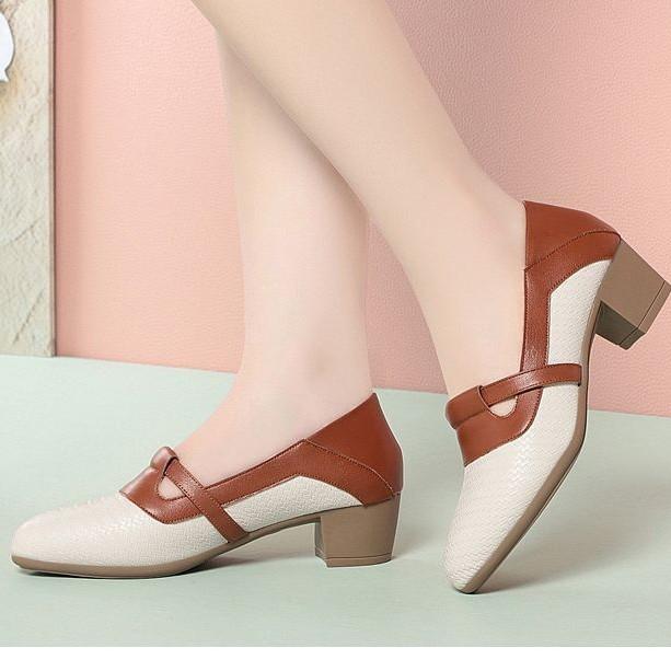 

Туфли для мам, женские туфли на мягкой подошве, весна и осень 2025, новые универсальные остроносые маленькие кожаные туфли, цветные женские кожаные туфли из мягкой кожи 40 бежевый