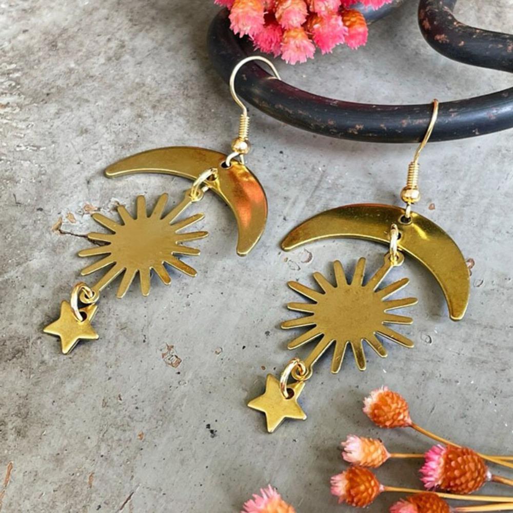 New Mysterious Ethereal Gold Color Sun Crescent Moon Stars Celestial Dangle Earrings for Woman Bohemia Ethnic Style Jewelry Gift