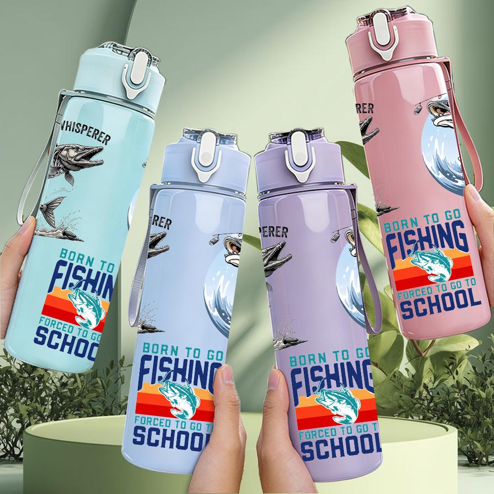 1PC Dual Fish Fishing School Graphic 750ml Color Plastic Water Bottle Leakproof Flip Straw Lid For Sports Office Home Use