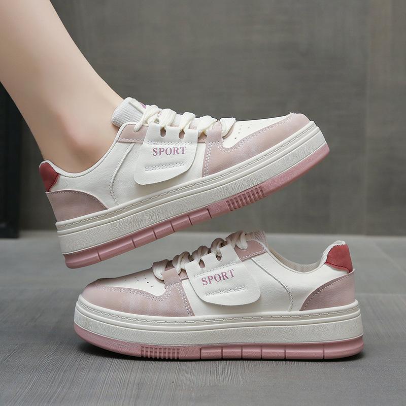 

College style thick-soled color matching little white shoes women s 2024 winter new Korean version of versatile casual sports little white shoes 40 рожевий