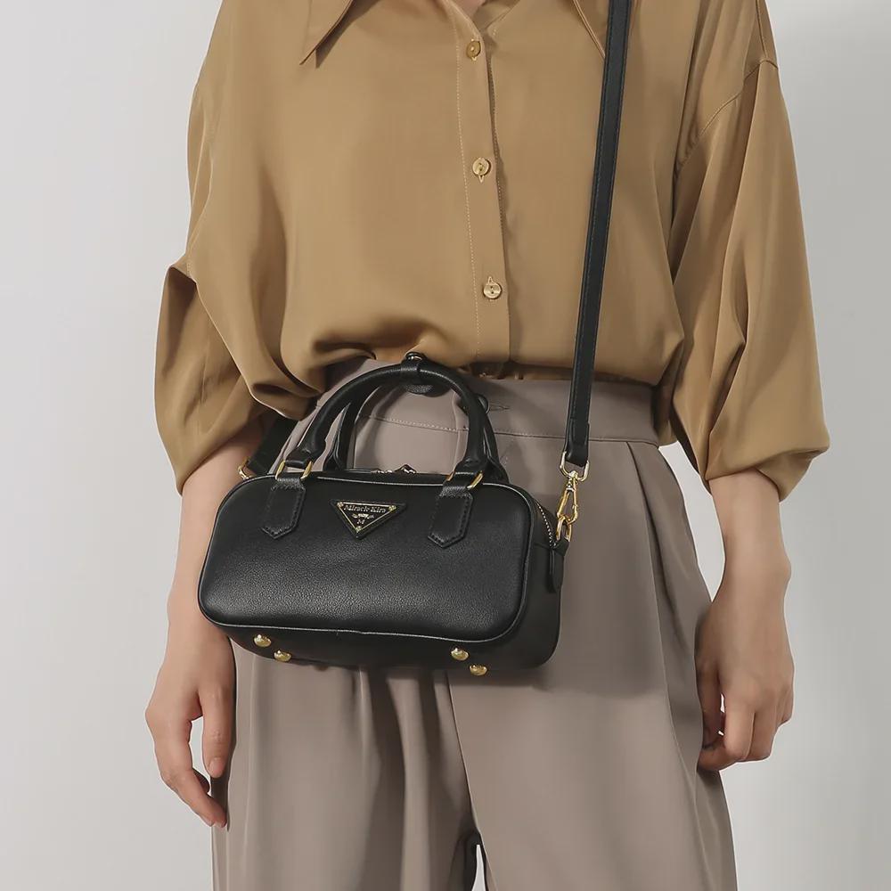 Elegant Women's Pleated Bowling Bag - Versatile, High-End Spring/Summer Handbag