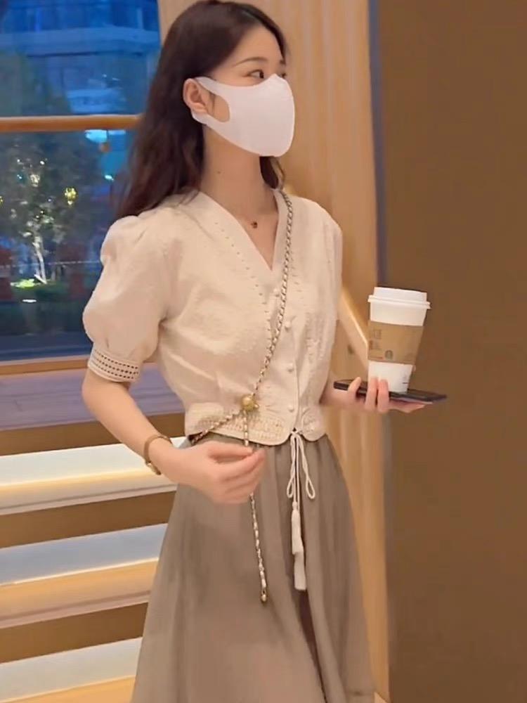 

2025 Summer Trendy Women s Two-Piece Skirt Set - Stylish and Elegant Dress S