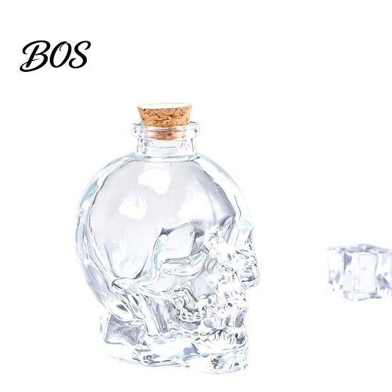 Caraffa Aeratore per Whiskey a Forma di Teschio, Decanter in Vetro 3D per Liquori con Tappo, Dispenser Novità Anti-goccia per Vino per Home Bar, Regalo Gotico Unico da Collezione per Uomini