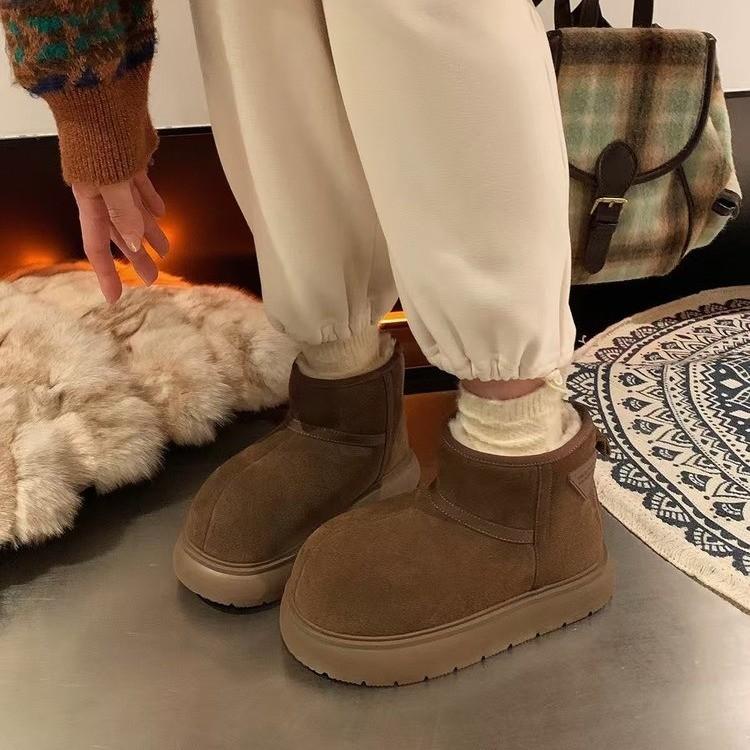 

МОДНЕ ВЗУТТЯ Чоловічі дихаючі спортивні кросівки Спортивне взуття для бігу Відкритий жіночий теніс Тренажер для тренажерного залу 40 темно-коричневого кольору