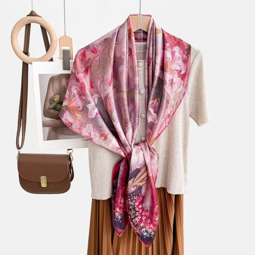 New fashion 111 mulberry silk silk scarf, women's Spring Festival gift for elders to keep warm 111 silk collection