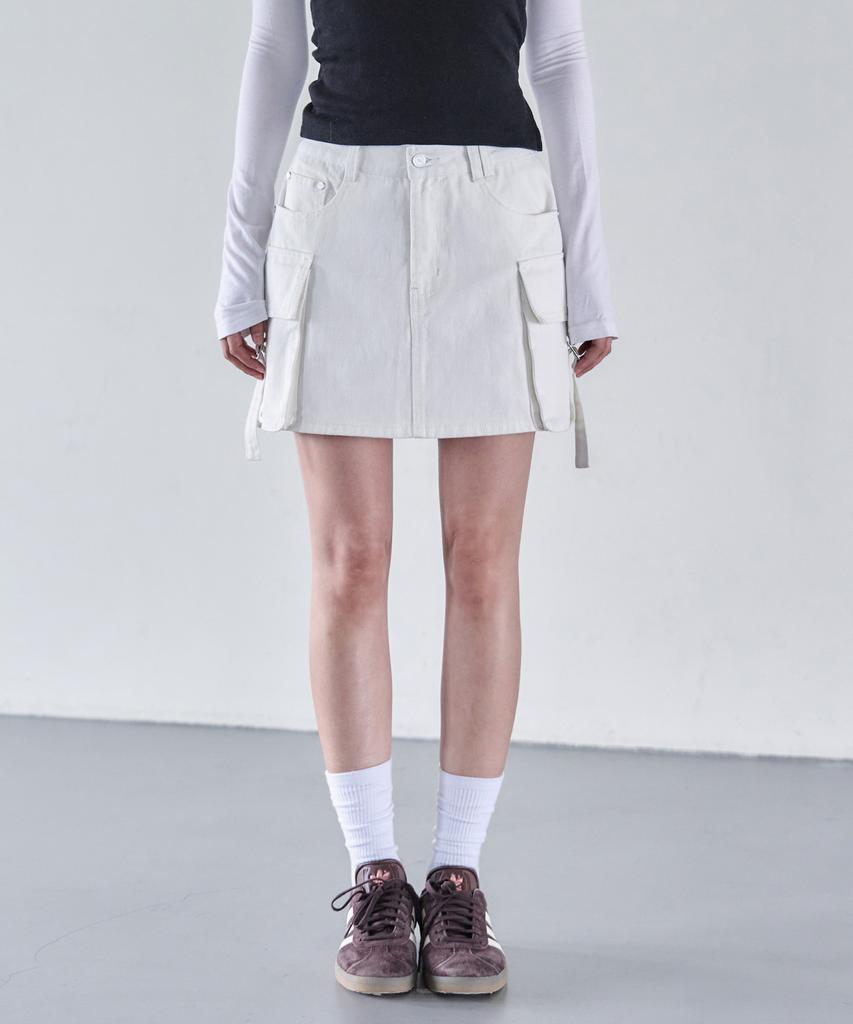 Deketeuumeon Cargo Mini Skirt Dcsk004Ivory
