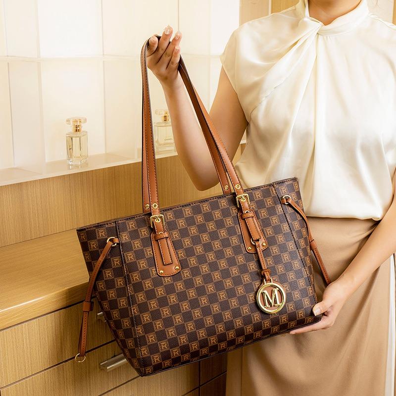 New large-capacity high-end portable shoulder bag niche design tote bag women's fashion mother bag