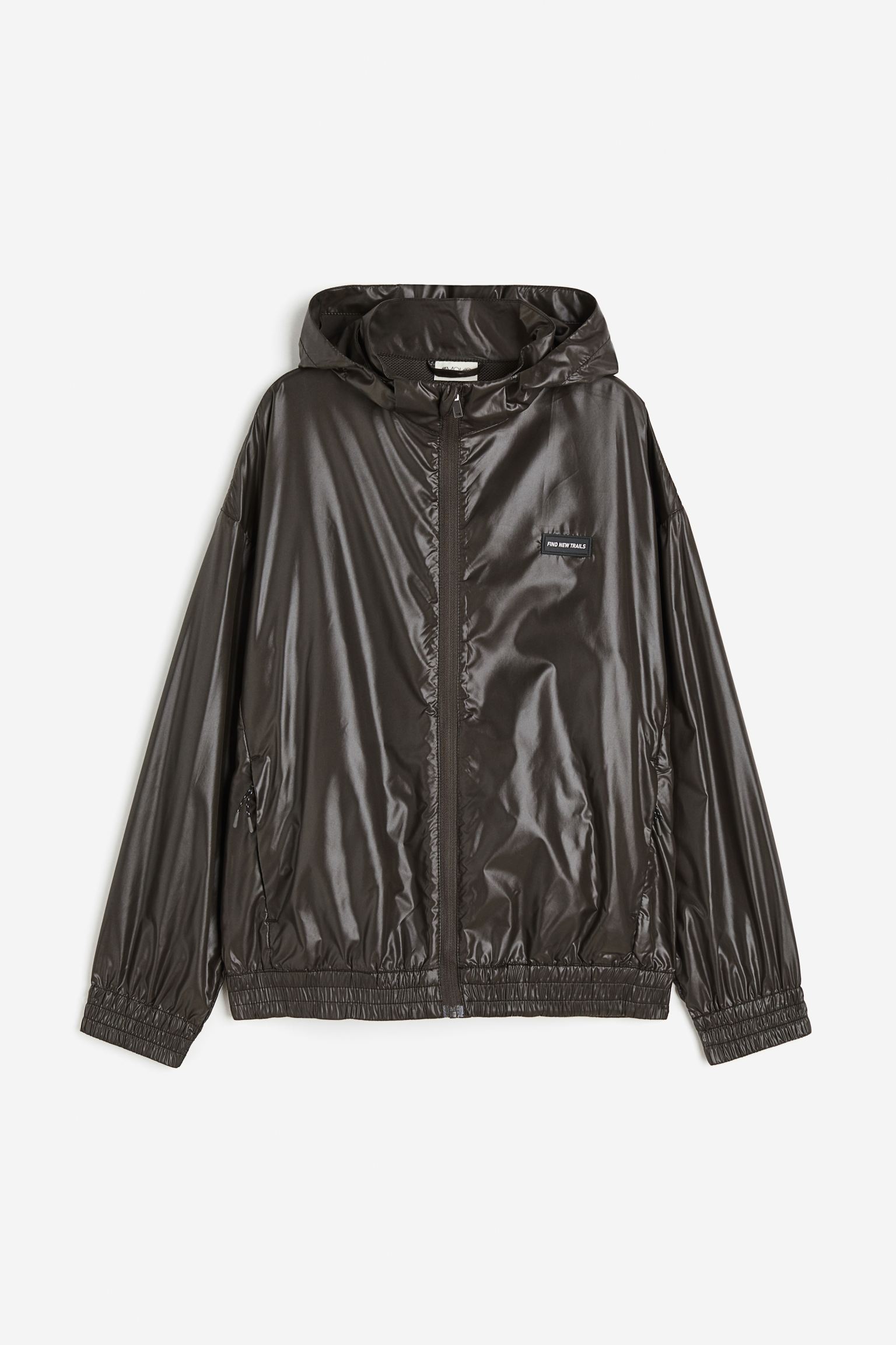 

Ветровка с капюшоном