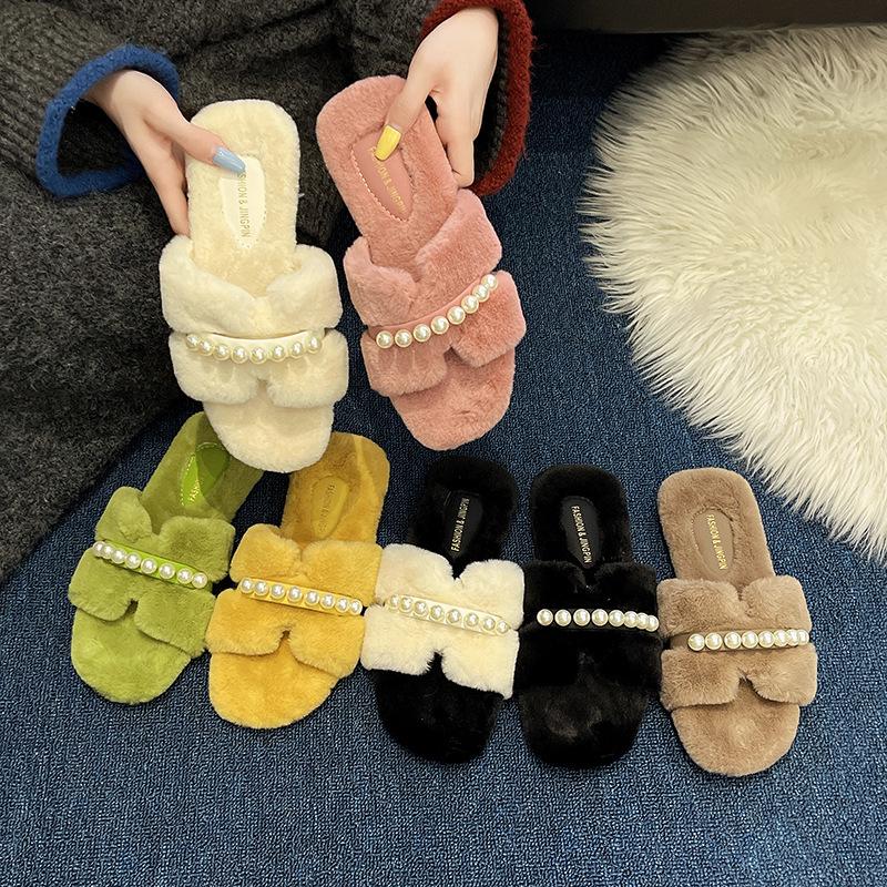 Korean version of fairy wind fluffy slippers female outer wear 2025 autumn and winter new Internet celebrity super fire fashion flat bottom cotton dra