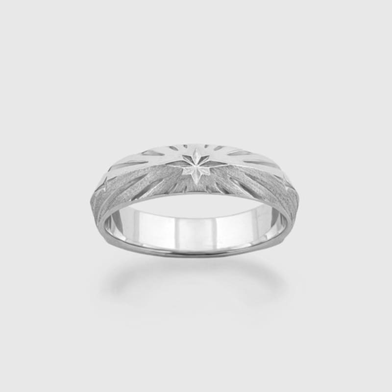 

MUSEE.ART Chry star couple ring(woman) 15(Cubic O)