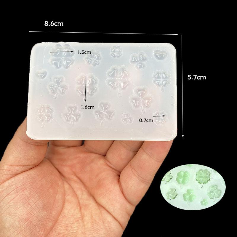1Pcs Diy Homemade Earring Pendant Keychain Silicone Mold Four-Leaf Clover Resin Casting Mold Silicone Mold Accessories