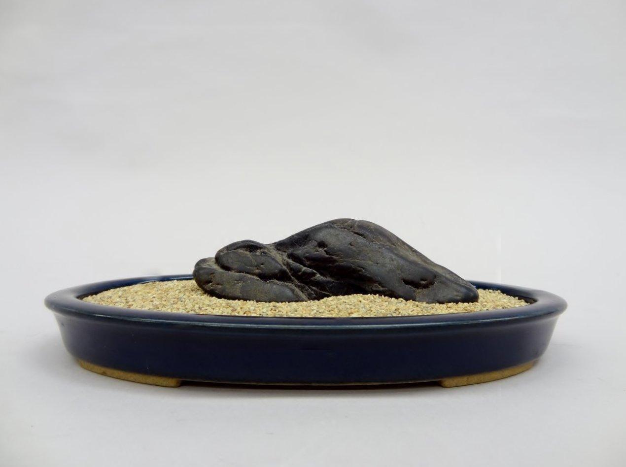 

C0028 Water Stone with Water Basin Kamogawa-ishi