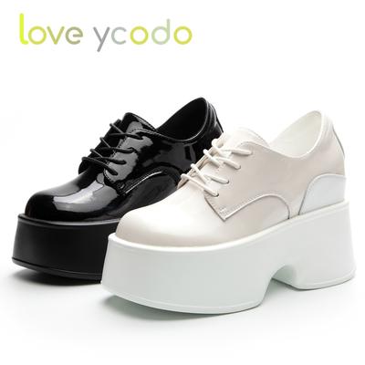 Sapatos casuais femininos de couro super grossos 8cm simples e confortáveis ​​primavera verão e outono sapatos para meninas