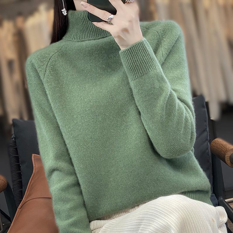 Women's High Neck Loose Knit Pullover for Autumn/Winter - Thick Raglan Sleeve Sweater Top