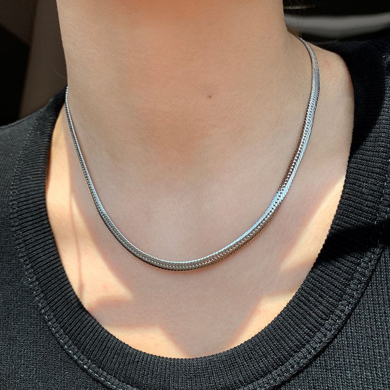 

Kendall Jenner Fashion Double Layer Twin Snake Bones Chain Necklace Female Light Luxury Minority Gold High-Grade Sweater Chain Chain Necklace Silver Single Layer