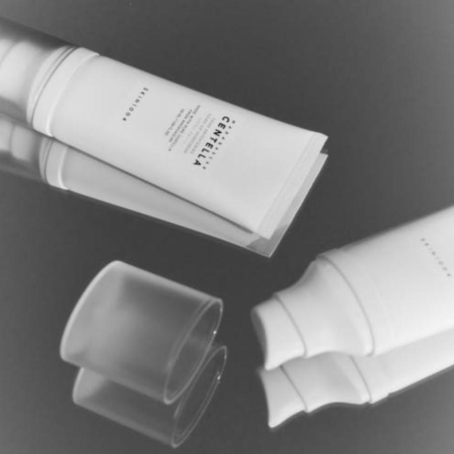 SKIN1004 MADAGASCAR Centella Tone Brightening Tone-Up Sunscreen 50mL (SPF50+ PA++++)