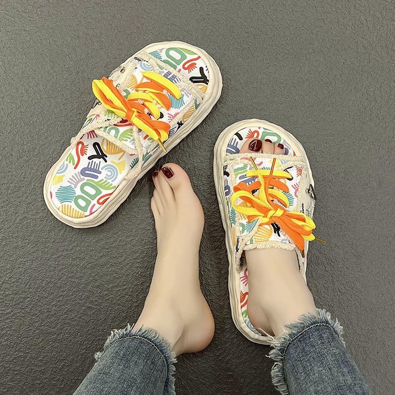 Cute Cartoon Slippers Women Wear Seaside Beach Shoes New Summer Canvas Half Drag Milk Fufu Shoes