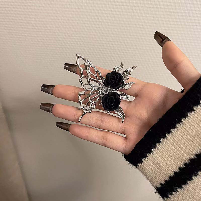 Vintage Punk Metall Svart Rose Flytende Sommerfugl Åpningsring for Kvinner Overdreven Justerbar Dyre-ring Estetiske Smykker