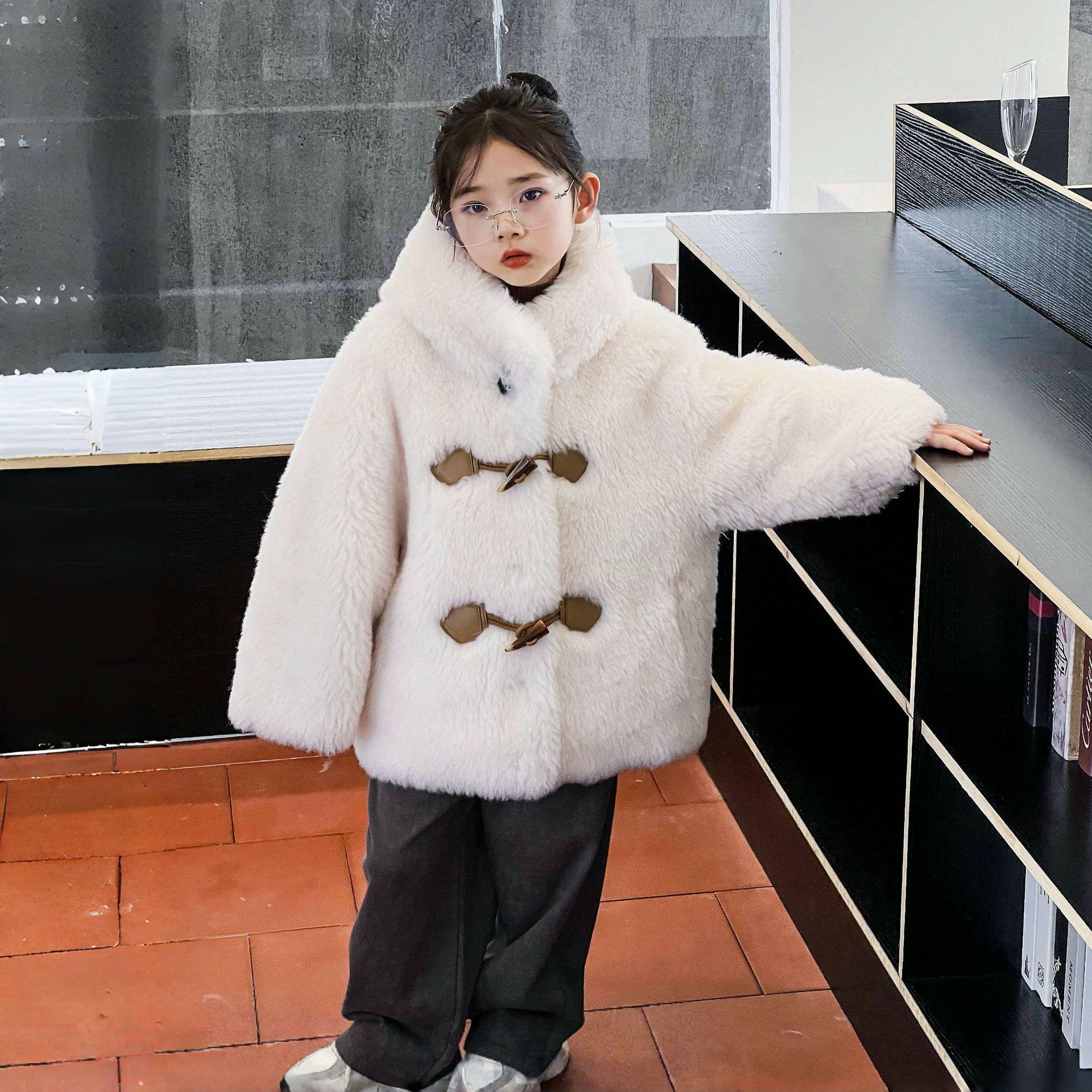 

Пальто из овечьей шерсти с капюшоном в корейском стиле для девочек 140cm (fits height 132-142cm)