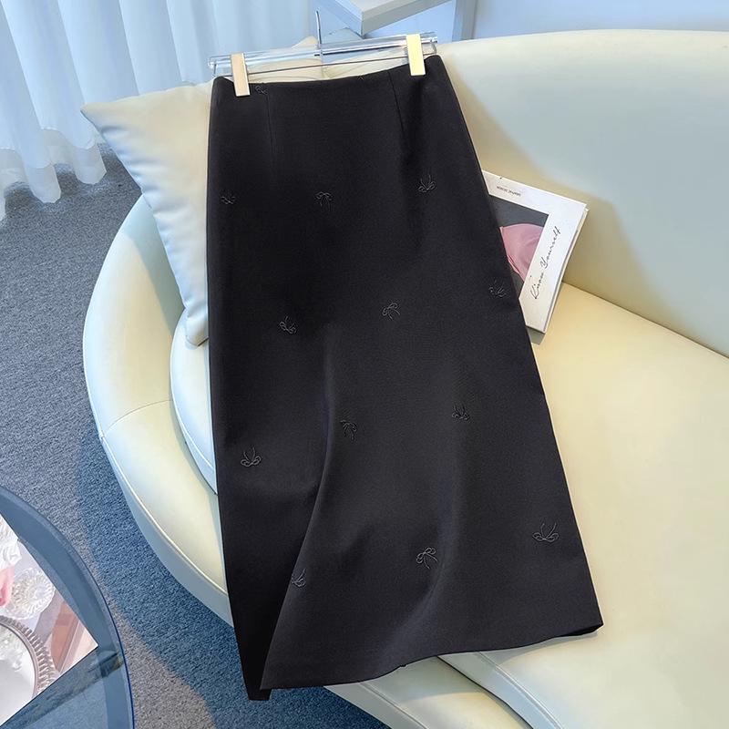 

**Фиолетовая миди-юбка А-силуэта для женщин - Стильный костюм с бабочками для весны, осени и зимы 2025 года** M / 27 (recommended 95-105 jin)