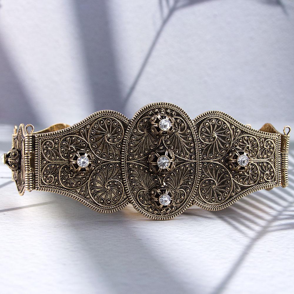 Vintage Slawischer Kaukasus Frauenkleid Gürtel Reliefmuster Nietendekoration Metall Taillenkette Verstellbare Länge