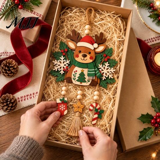 Handmade Holiday Ornaments Christmas Reindeer Hanging Ornament, Wooden Deer Decoration with Stocking Star Candy Party Supplies Cane Charms,
