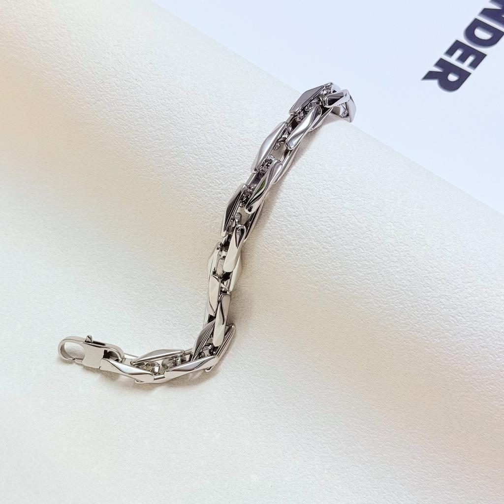 Trendy Men's Titanium Steel Bracelet Cuban Chain Does Not Fade Hip-hop Personalized Stainless Steel Jewelry Simple and Versatile