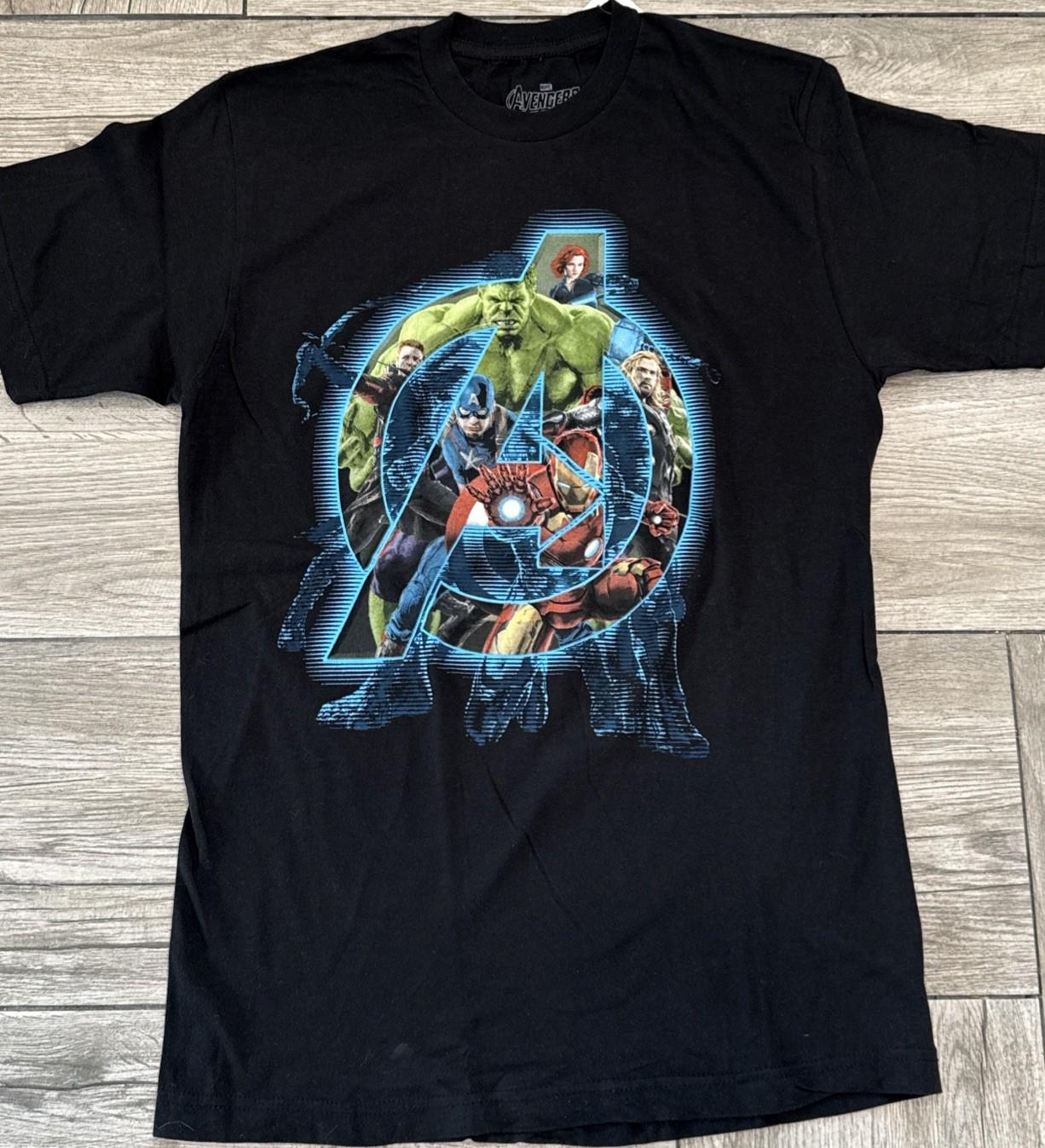 Avengers Age of Utlron Logo Hulk Ironman Thor T-Shirt Size Medium License Marvel S разноцветный