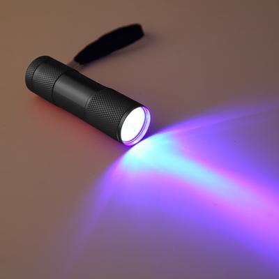 Mini-Taschenlampe mit Seil Professionelles Violettes Licht Rutschfest 395nm Hintergrundbeleuchtung Tragbare Ultraviolette Taschenlampe Gadgets