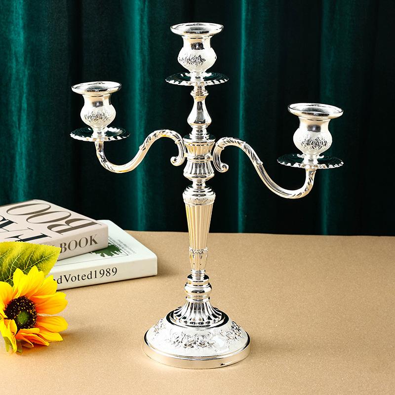 

3/5-head European Retro Metal Candle Stand Wedding Romantic Candlelight Dinner Home Table Decoration 1pc