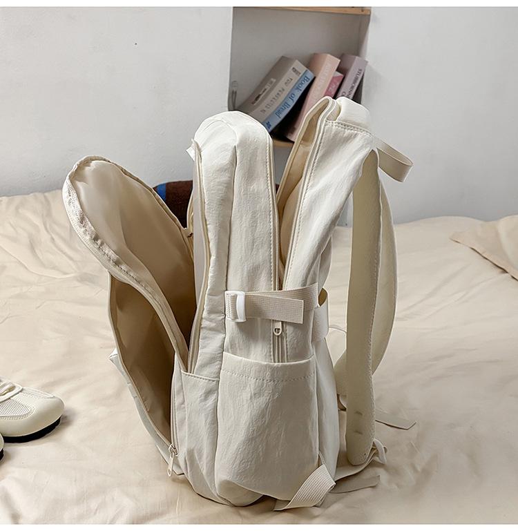 Cute Casual Versatile Backpack for Students: Lightweight and Spacious