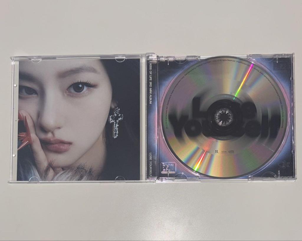 [USED] Kiss of Life Nutty Jewel Autographed Trading Card Set