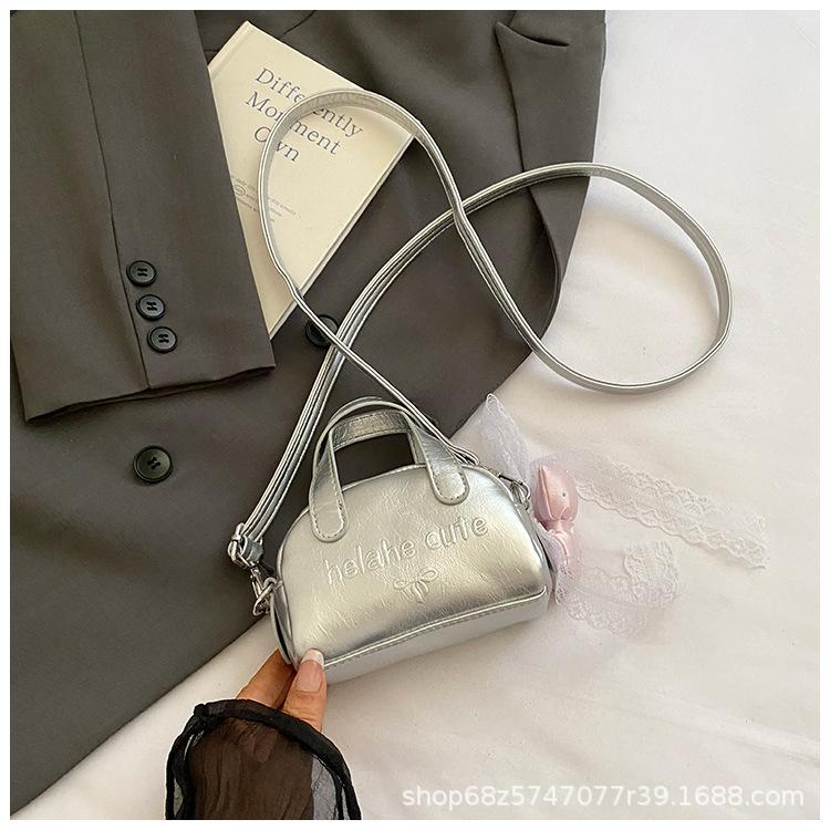 

2025 summer new high-end handbag ins niche popular shell bag retro commuter shoulder messenger bag