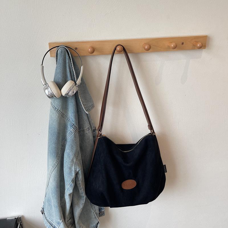 

Frosted retro commuter tote bag women s large-capacity new autumn and winter casual multi-functional backpack