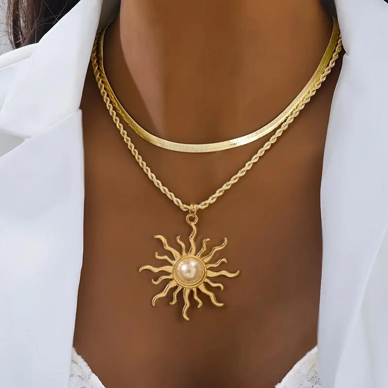 

Women Two Layer Pearl Sunflower Pendant Necklace one size