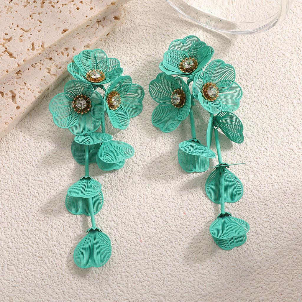Retro Glamorous Long Tassel Flower Stud Earrings for Women