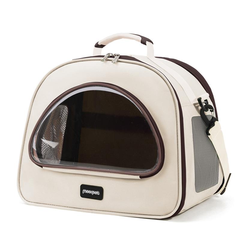 The new pet bag is breathable and convenient for travel. It is easy to fold and can be carried by hand or slung across the body