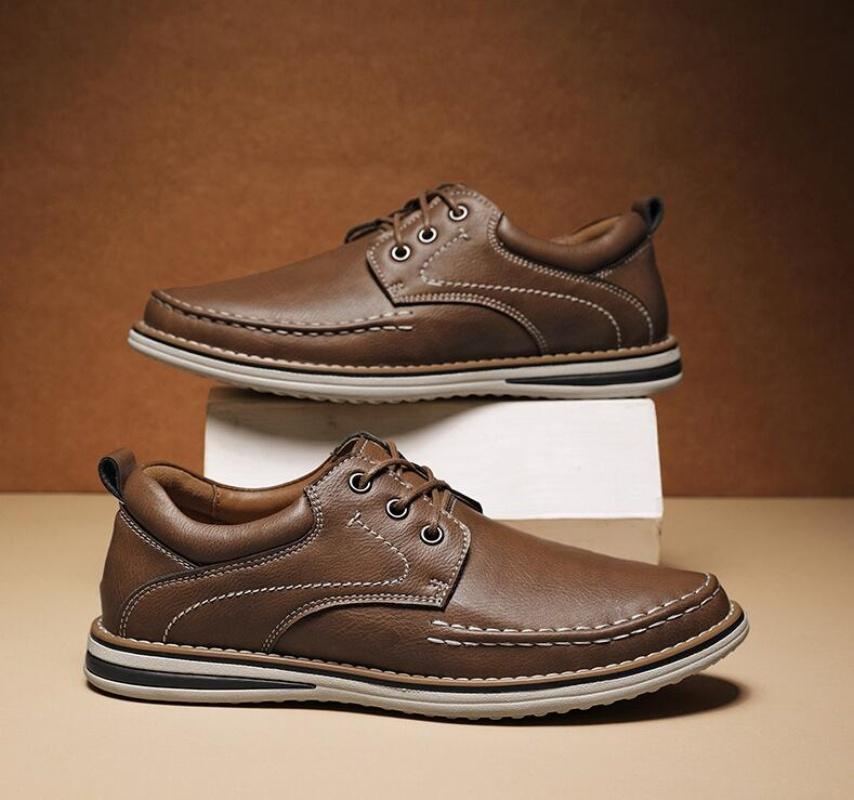 Genuine Leather Men Dress Shoes Oxfords Brogue Lace Up Mens Casual Shoes Luxury Brand Moccasins Loafers Size 38-46