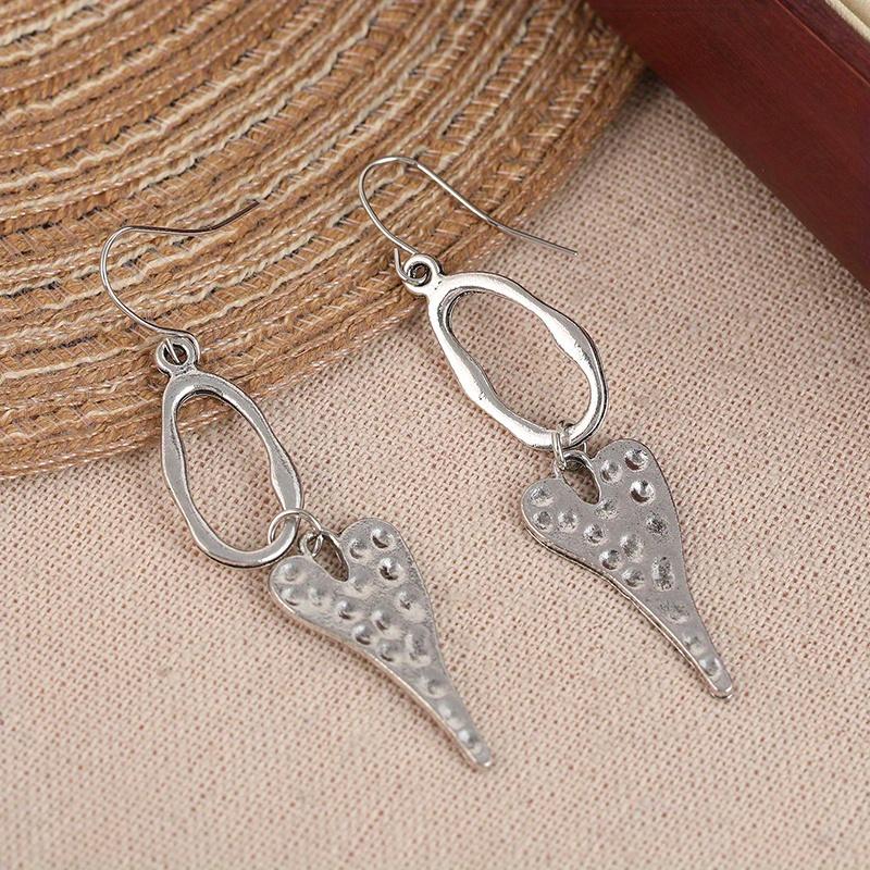 Creative Retro Heart-shaped Hollow Pendant Earrings, Suitable for Women's Daily Party Wear, Chic Earring Accessories