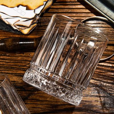 Recipientes para bebidas – Copas y vasos