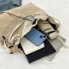 Simple solid color shoulder bag, versatile daily messenger bag, lightweight women's carry-on bag, daily commuting, travel
