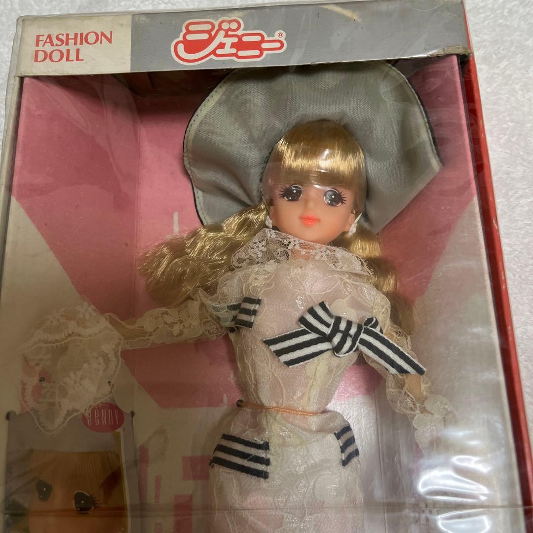 

[USED] Nice Jenny My Fair Lady