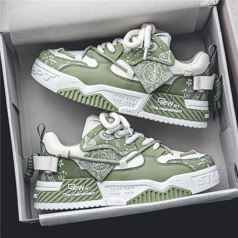 2025 New Sports Shoes for Men Trend Hot Sale Graffiti Men Skateboard Shoes Outdoor Breathable Jogging Sneakers