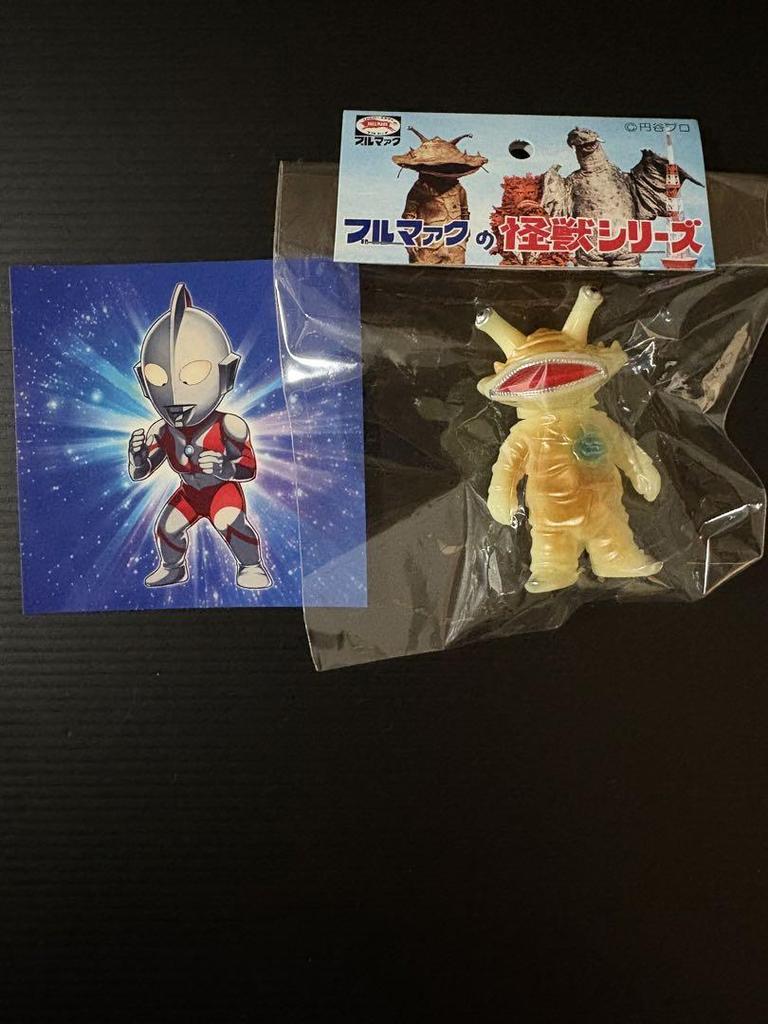 [USED] Bullmark Chibi Kanegon Glow in the Dark Gold