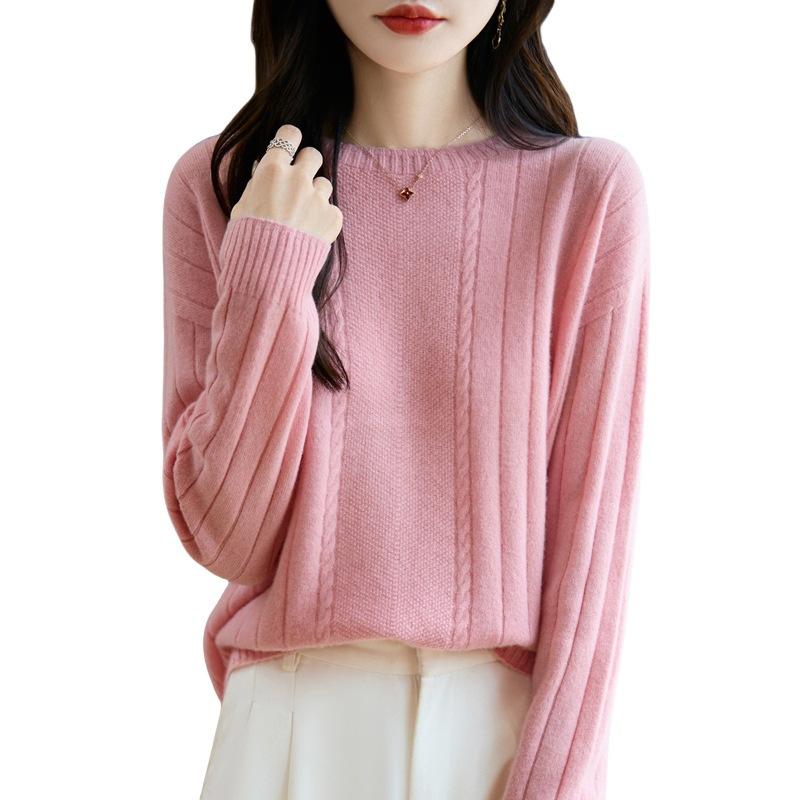 New Autumn-winter Cable-knit Wool Sweater for Women, Loose Round-neck Base Layer Sweater, Knitted Long-sleeve Sweater.