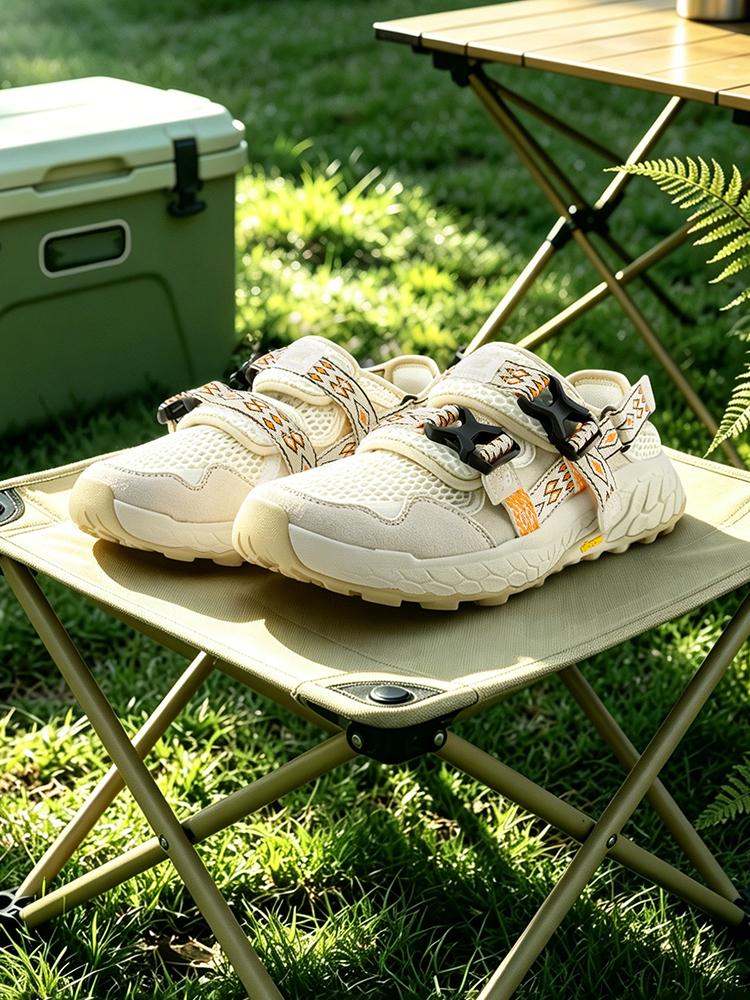 New Balance Sandale Hierro Chaussures Respirantes pour Randonnée en Rivière Unisexes 36 gray