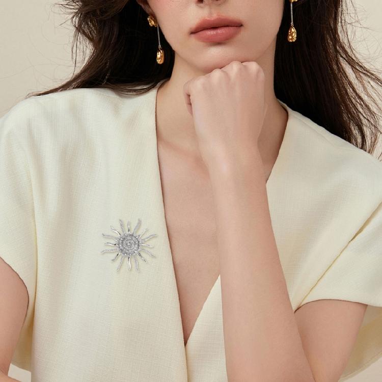 Featherlight Sunflower Brooch Jewelry Seamlessly Clothing Compatibility Day To Night