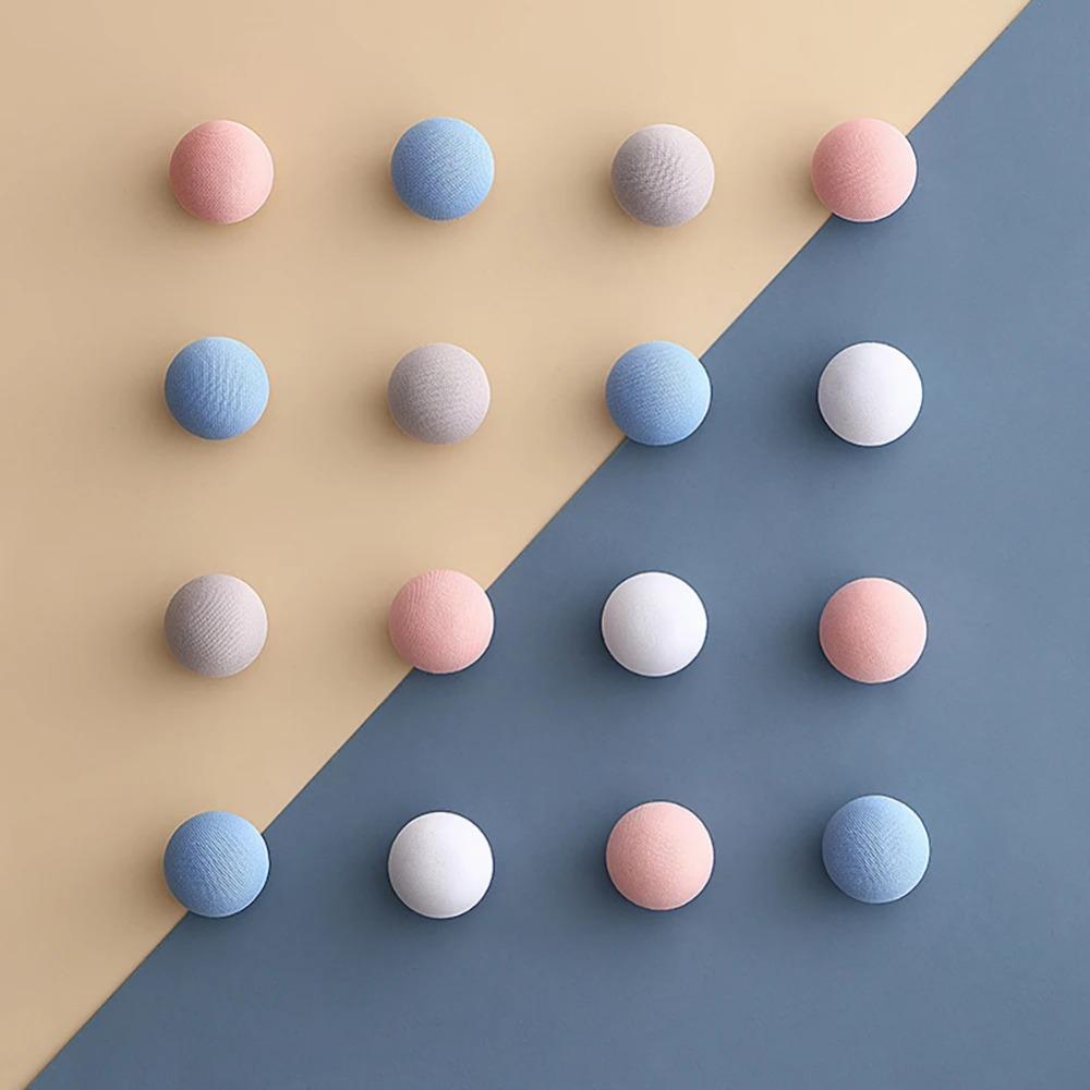 Agrafki do kołdry 8 szt. Agrafki do kołdry z guzikami Klamra mocująca Antypoślizgowy Grzybek Uchwyt na kołdrę Klips do prześcieradła Do mocowania puchu