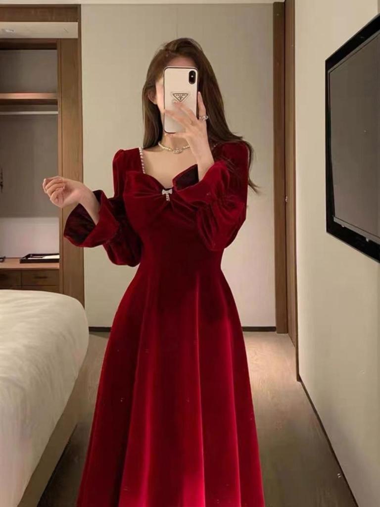 2025 New Velvet Slimming Wedding and Banquet Dress for Brides - Spring/Autumn Casual Wear