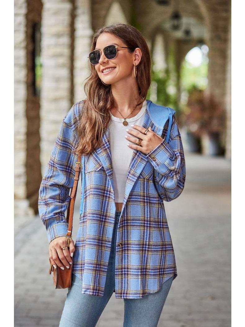 Осенне-зимний женский кардиган с капюшоном — фото 10